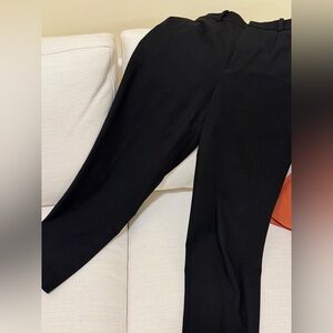 Uniqlo Women's Black Cropped Pants